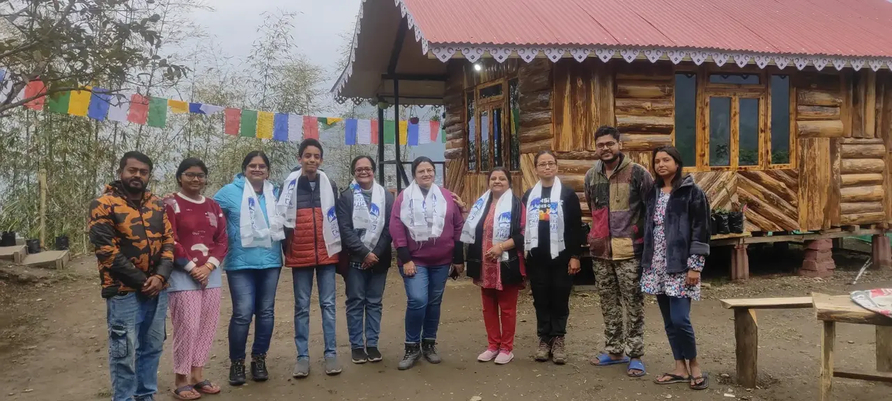 Hillstop Chaha farmstay with Kanchenjunga view